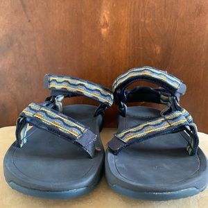 Blue tevas